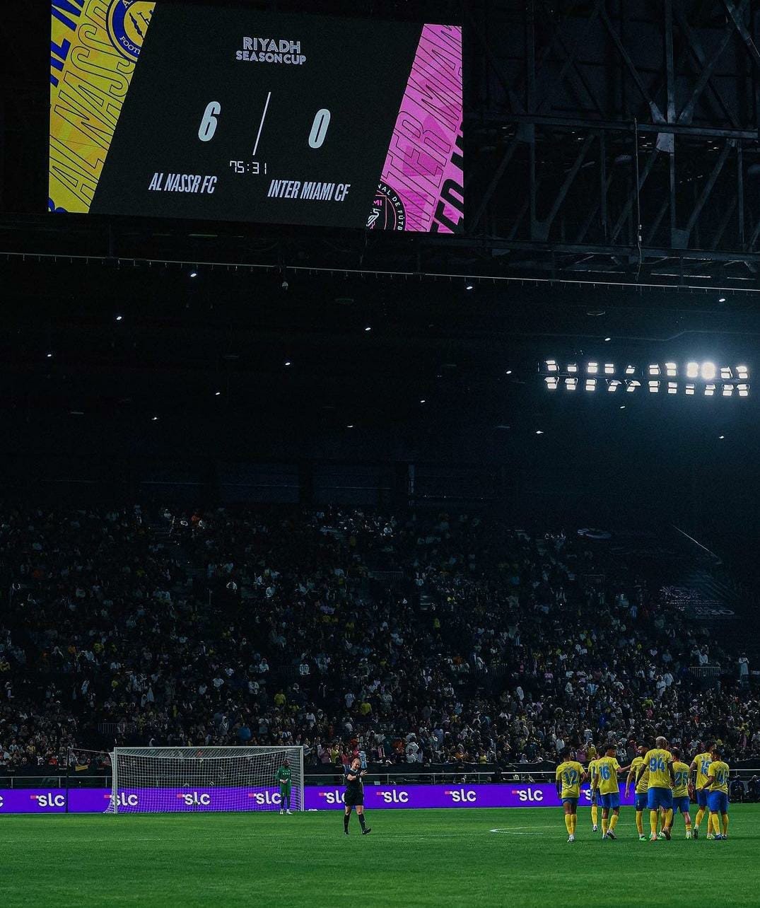 Al Nassr Bantai Inter Miami 6 - 0, Ronaldo Sumringah Messi Cemberut
