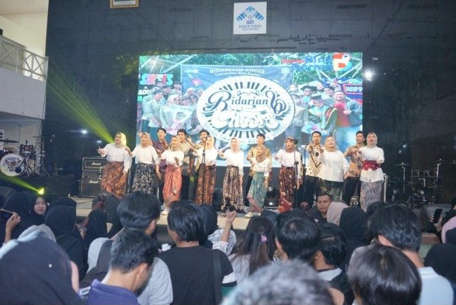 Bidarians Choir Universitas Bina Darma Tampil Unik & Memukau : Raih Juara Pada Festival Seni & E-Sport 2023