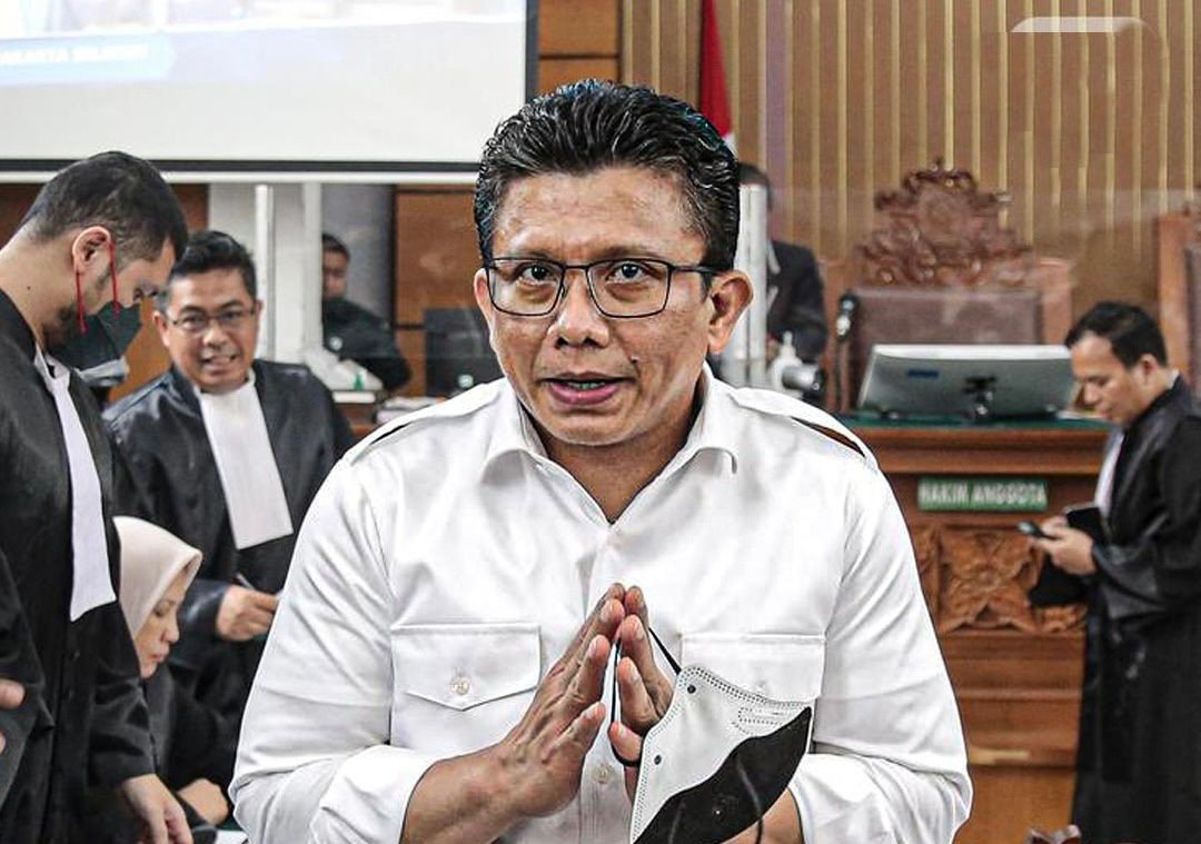 BREAKING NEWS!! Ferdy Sambo, Istri Beserta Ajudan Yang Menjadi Tersangka Kasus Pembunuhan Brigadir Yosua Semua Divonis Turun Hukuman