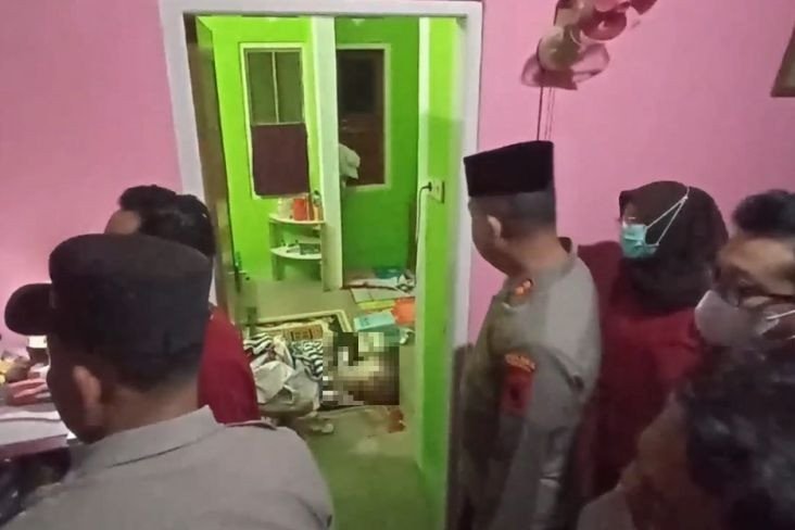Gegerkan Warga Usai Temukan Sepasang Suami Istri Tewas Mengenaskan Di Dalam Rumah