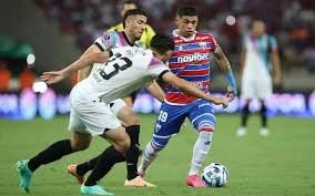 fortaleza vs santos!! Gol Bunuh Diri di Menit Akhir, Fortaleza Tumbang di Kandang Santos Pulang dengan Kemenangan Dramatis 3-2