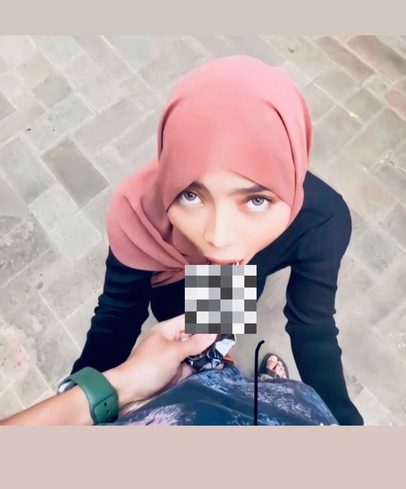 Kelakuan Wanita Berhijab, Buat Konten Jilat Es Krim Dekat Kemaluan Pria Dikecam Nistakan Agama