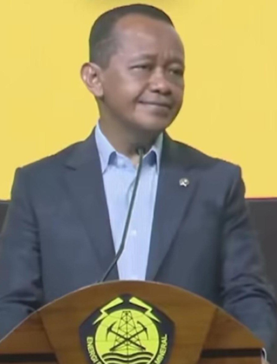 Menteri Bahlil Wajibkan SPBU Swasta Serap BBM Produksi Pertamina