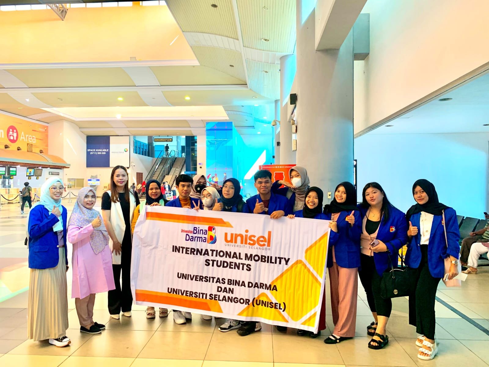 Pelepasan 11 Mahasiswa UBD Menuju UNISEL Malaysia Gelar Program International Mobility Students