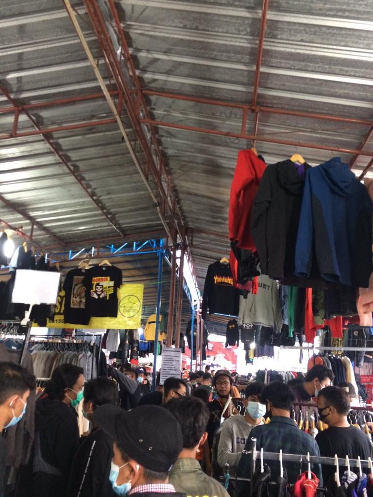 Pemerintah Melarang Keras Penjualan Pakaian Bekas (Thrifting) Di Indonesia