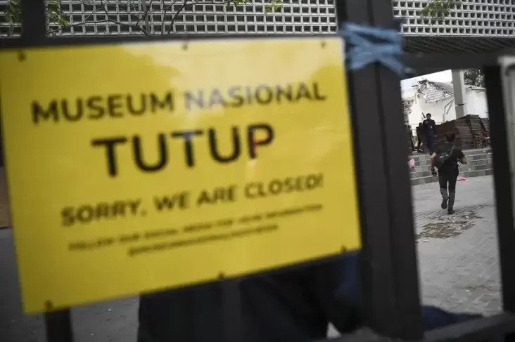 Polisi Terus Usut Kebakaran Museum Nasional Jakarta : Periksa 14 Saksi Dan Sita CCTV