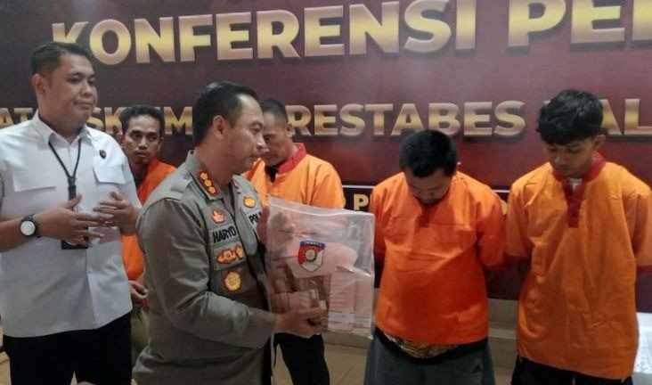Polrestabes Palembang Ringkus Empat Tersangka Pengganda Uang