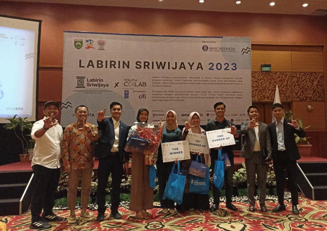 SIDESPIN Tim Inovator Center Universitas Bina Darma Raih Juara 3 Pada Labirin Sriwijaya 2023