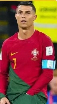Viral Cristiano Ronaldo Buat Gagal Fokus, Ambil ini Dicelana Dalam Saat Berlaga