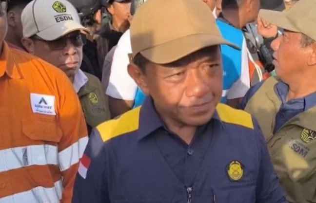 Warga Semprot Pernyataan Menteri Bahlil Soal Stok BBM Saat Tinjauan Bencana: Sudah Lima Hari Kosong!